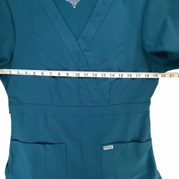 Greys Anatomy Barco Riley Scrub Top M Bahama Blue 3 Pocket Mock Wrap Medical - Picture 4 of 11